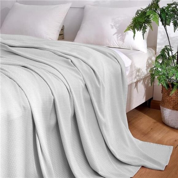 Cooling Blankets, 100% Rayon Derived from Bamboo, Cooling Blankets Absorbs Heat - Picture 6 of 7